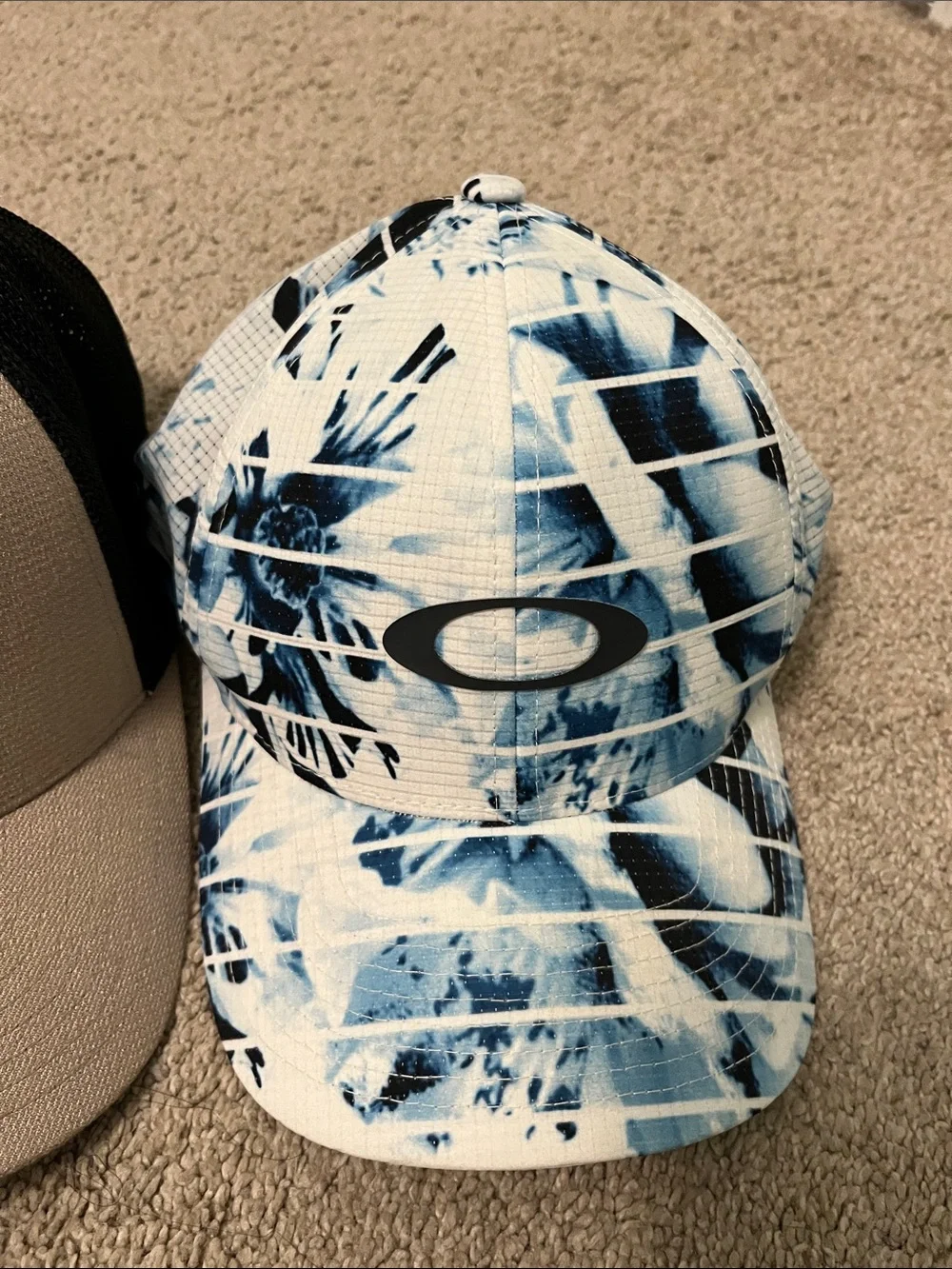 Lot of 3 Oakley Men's Hat with Logo - Picture 14 of 14